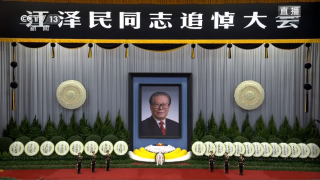 习近平在江泽民同志追